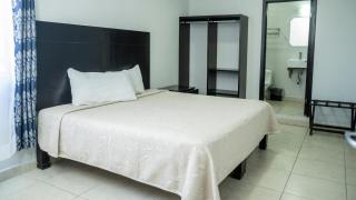 Hotel Tampico Express - 8
