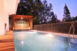 Tulip Hill View Villa 6 Bedrooms With a Private Heated Swimming Pool and a Movie Room - 9