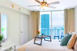 Free Parking - Ocean-View Condo - Pool - 1