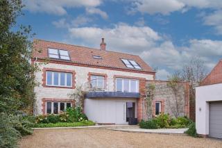 Brancaster Staithe Luxury 5 Bedroom with Sea View - 8