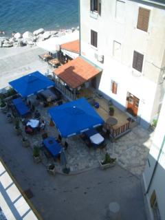Beachfront Apartment with big terrace - 9