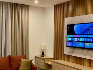 Royal Luxury Home - 4