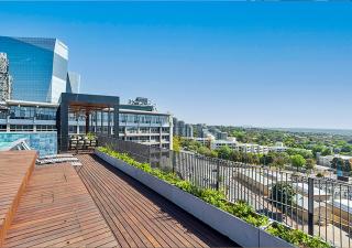 Sandton City Splendid Apartment 5 l Backup Power & Water l Walk 2 Sandton City & Mandela Square - 7