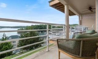 Emerald Bay Unit 1B - 5
