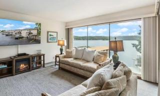 Pelican Bay Getaway - 1
