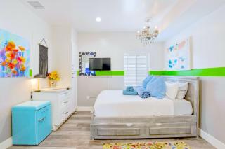 F - 2 NoHo Homes in 1 by Universal - Sleeps 20 - Free Parking - Games - Patios - FIFA SoFi World Cup - 1
