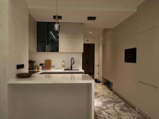 LuxStay Apartments - 5