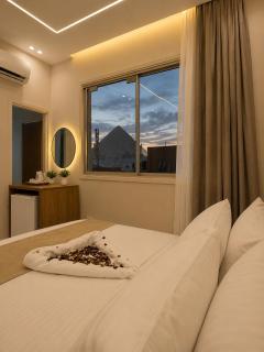 Tia Pyramids Hotel - 4