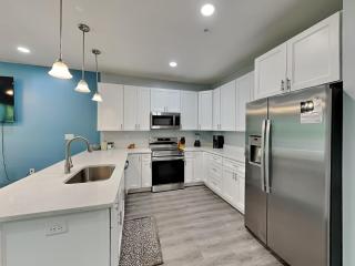 Wave and Sunset Serenity at Southern Vacation Rentals - 8