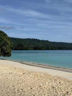 Lonnoc ocean view beach bungalows - 2