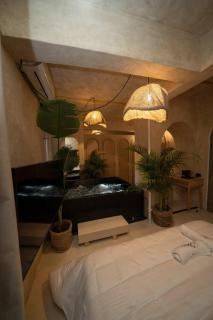 Boho Bliss With Jacuzzi - 7