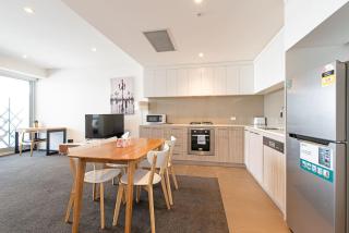 Vision On Morphett 2BR Apartment With Parking - 6