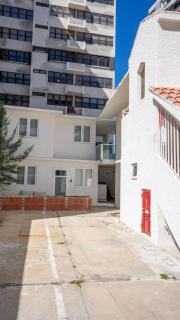 Walking to the beach in Condado Conv5 - 2