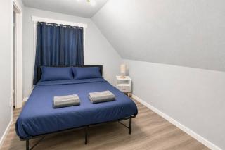 Classic Comfort Living House-Near Falls - 3