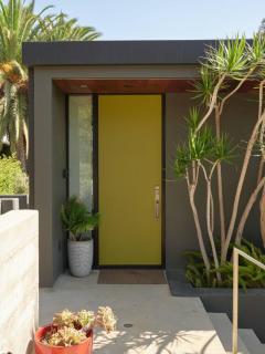 Malibu Mid-Century Modern Studio with Ocean Views - 9