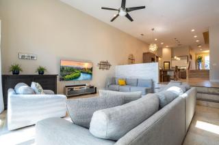 3-Bedroom Luxury House - 0