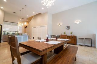 3-Bedroom Luxury House - 9