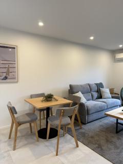 Fairfield Haven Modern 2BR Townhouse Retreat - 8