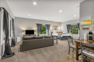 40 Acre - Mechum Hill Guest Cottage - 7