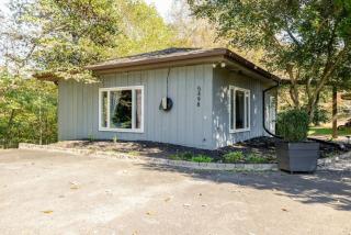 40 Acre - Mechum Hill Guest Cottage - 3