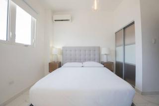 2 Bedroom Apt. Close to the beach - 9