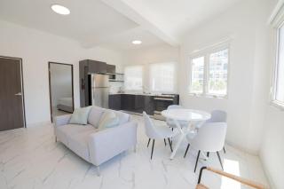 2 Bedroom Apt. Close to the beach - 5
