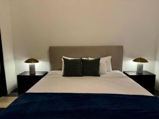 Historic Charm, Balcony Bliss, AC, WiFi - 3
