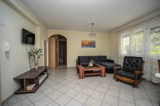 Mikuljan Apartments with Pool-5 min to Beach & Private Parking Included - Split - 7