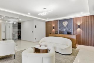 New Lux Tower with Double King bed great Views on the Malecon - 1