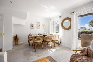 Poole Harbour-Poole Quay with 6 Beds, Free Parking - 8