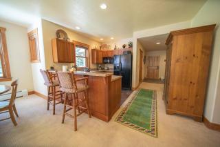 Red Hawk Townhomes 2345 by SummitCove Lodging in Colorado - 8