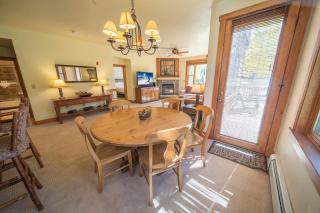 Red Hawk Townhomes 2345 by SummitCove Lodging in Colorado - 9