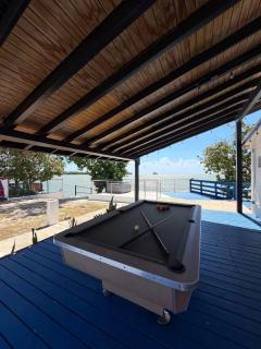 Coastal Waterfront Villa for 9 Guests - 8