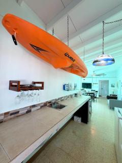 Coastal Waterfront Villa for 9 Guests - 5