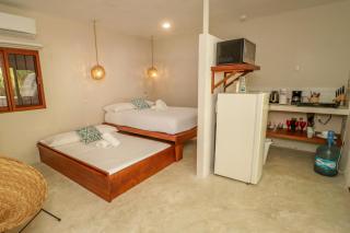Tropical Garden Suites steps from the Lagoon - 7