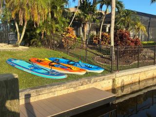 Canal front-salt water, Heated Pool, Bikes, Fishing, 3 King beds and bunk room - 7