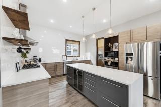 Fraser Heights Rental Home - 3
