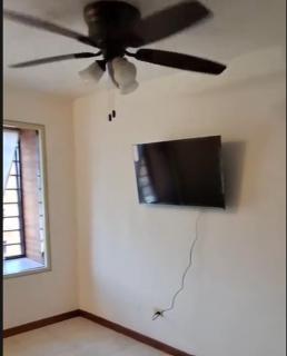 Exclusivo apartamento con estacionamiento en Residencia Solano Sabana Grande - 1