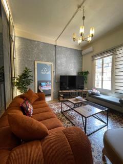 103 Modern 2BR Apartment in Ashrafieh , Walk to Nightlife - 5