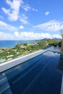 Villa Naos, modern, with sea view and heated pool - 0