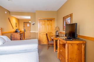 Superior Shores Resort - 5