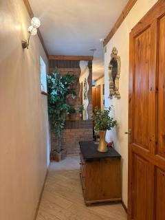 Studio A - Newly renovated 2 bed studio - 1