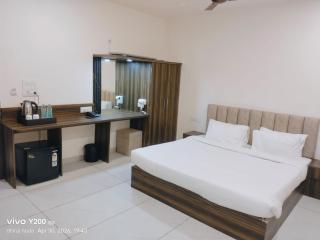 Manjushree Hotel & Resort - 1