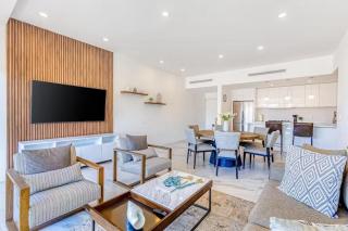 Stylish 3BR Downtown Cabo Condo Walk Everywhere - 7