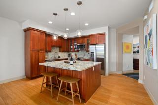 3BR Pili Mai condo w AC, pool, fitness center - 8