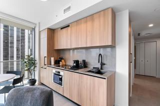 Amazing City View Condo in Prime Downtown Location - 3