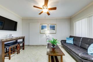 Steps to Shore! 2 Pompano Beach Villas w/ Pool - 4