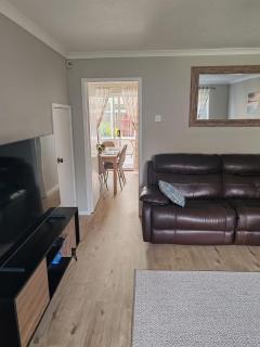 Modern living in Hull - 9