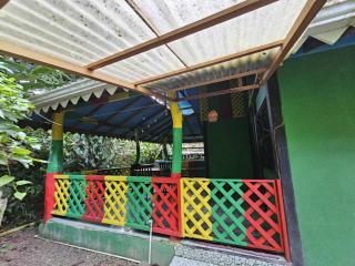 One Love - Pet Friendly - Playa Chiquita - 2