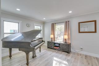 2-Unit Houston Getaway Near NRG & Hermann Park - 5